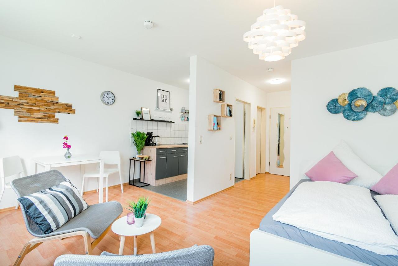 Helles Apartment In Top-Lage Mit Parkplatz Магдебург Екстериор снимка