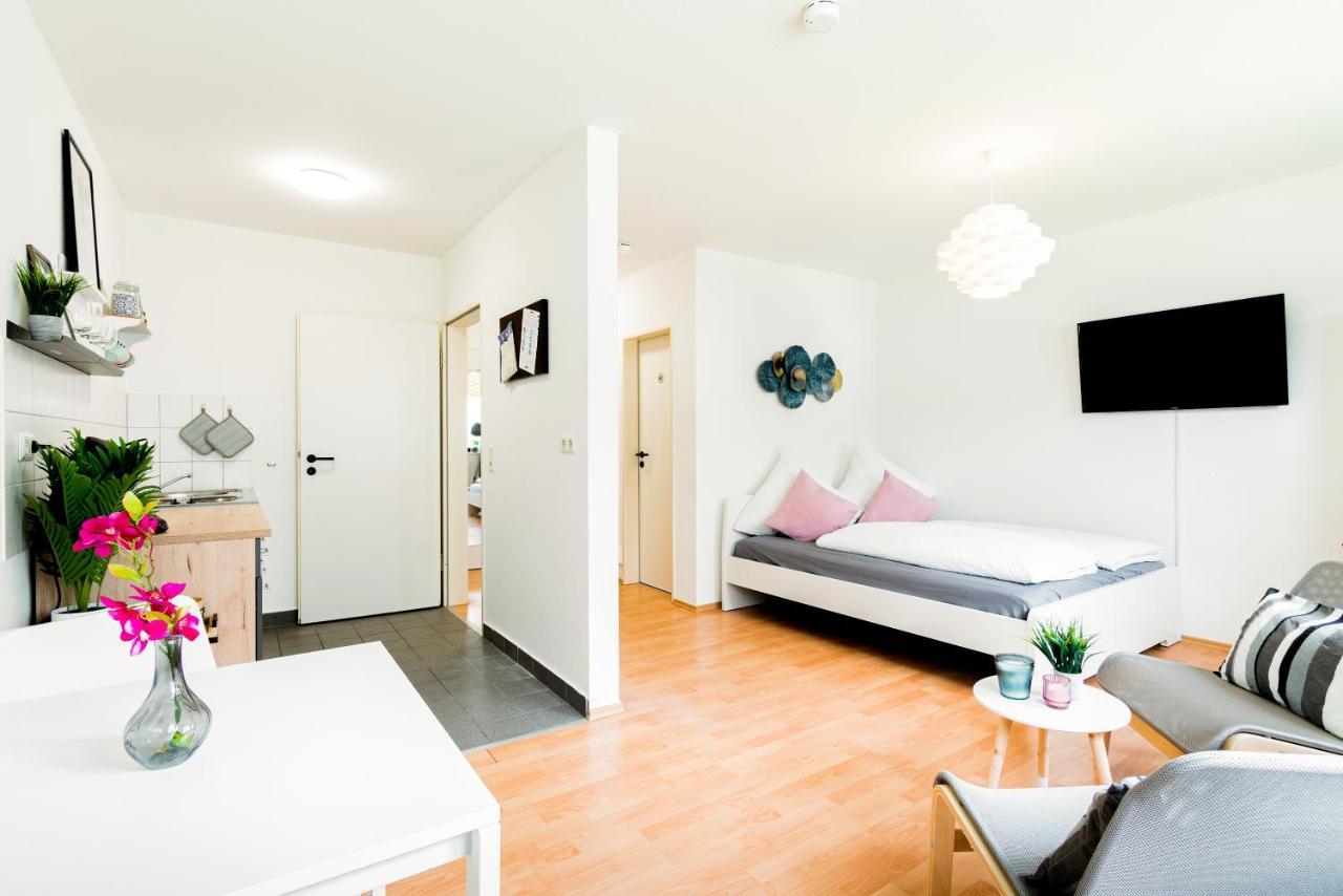 Helles Apartment In Top-Lage Mit Parkplatz Магдебург Екстериор снимка
